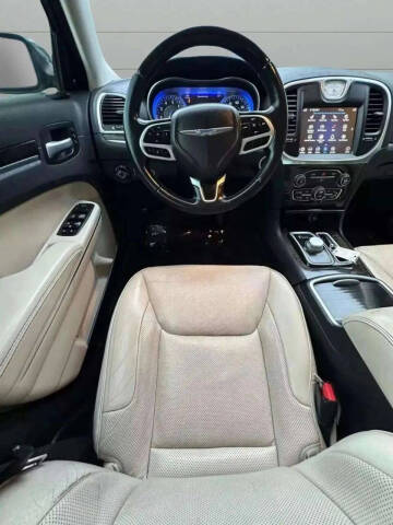 2018 Chrysler 300 Limited