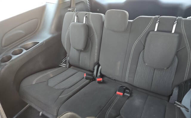 2022 Chrysler Pacifica Touring