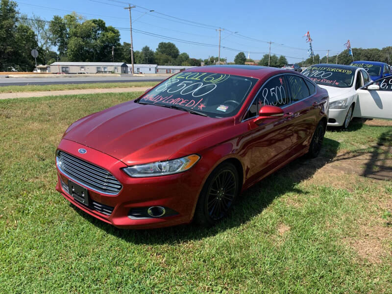 2016 Ford Fusion SE photo 2