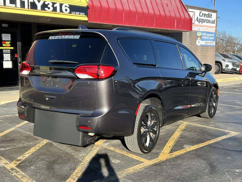 2018 Chrysler Pacifica Touring Plus