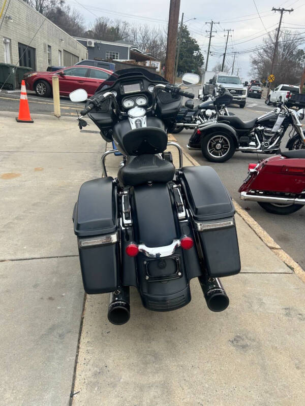 2017 Harley-Davidson Road Glide Special FLTRXS