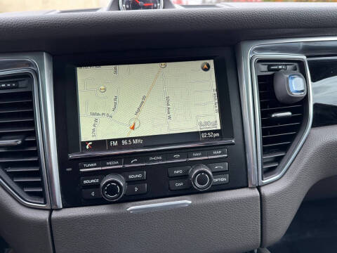 2016 Porsche Macan S