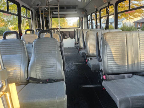 2014 Ford E-Series E-450 SD