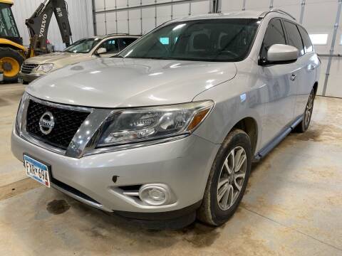 2013 Nissan Pathfinder for sale at RDJ Auto Sales in Kerkhoven MN