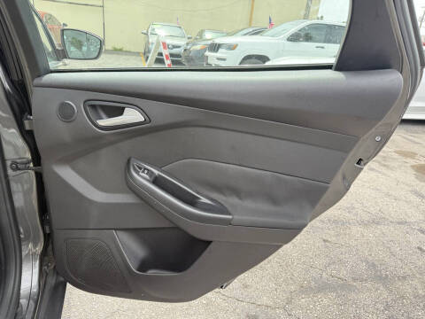 2015 Ford Focus Titanium
