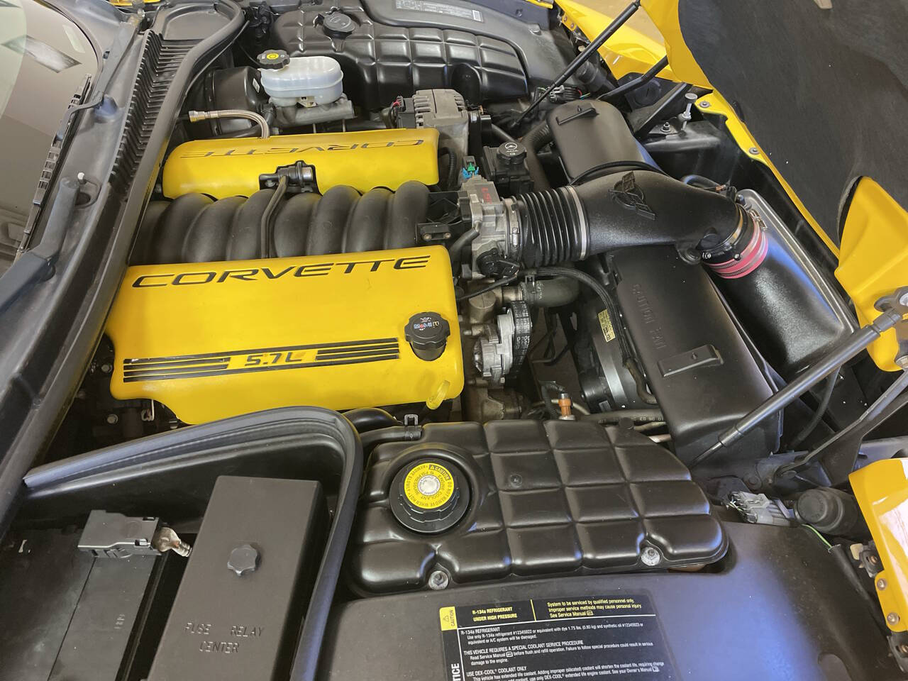 2004 Chevrolet Corvette 22