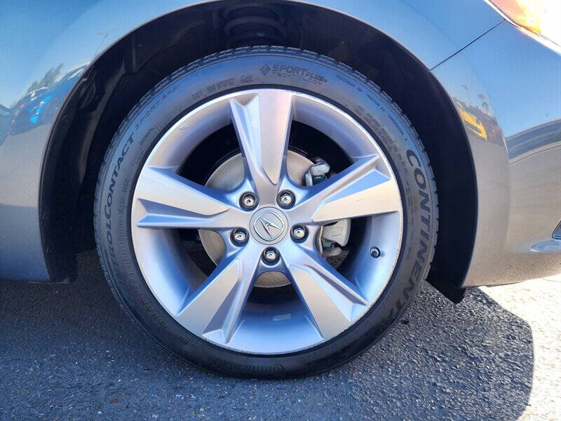 2014 Acura ILX 2.0L w/Tech