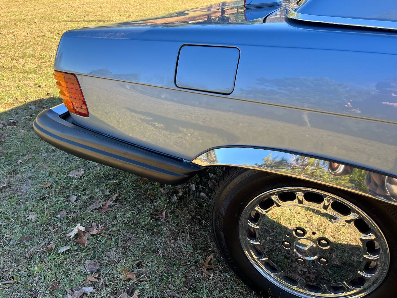 1986 Mercedes-Benz 560-Class 41