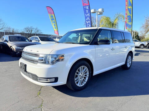 2018 Ford Flex for sale at Best Rate Motors in Davis CA