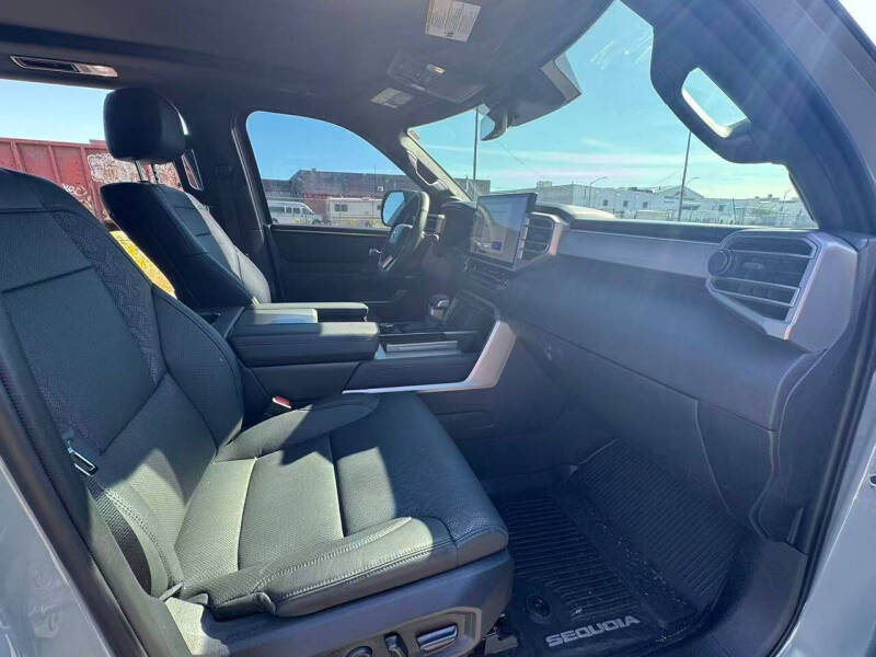 2025 Toyota Sequoia Limited