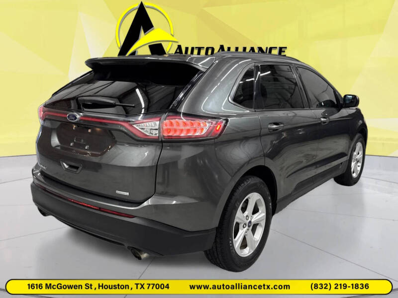 2018 Ford Edge SE