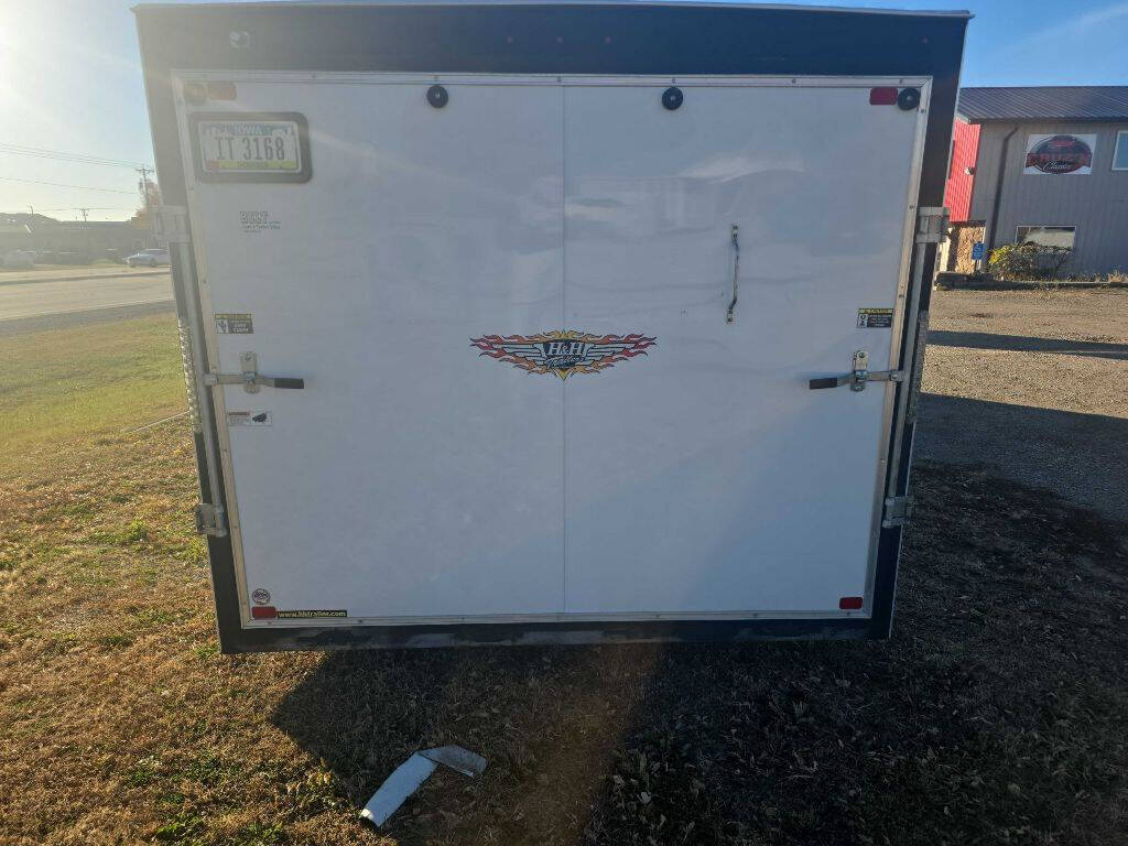 2022 H & H ENCLOSED 28 FEET 23