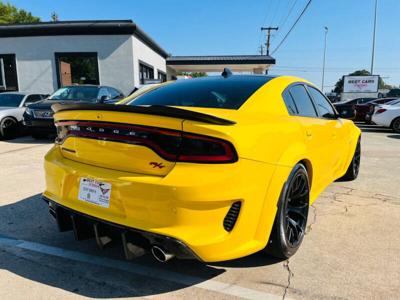 2017 Dodge Charger R/T photo 6