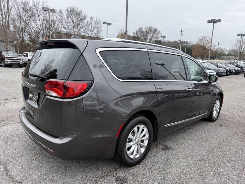 2018 Chrysler Pacifica Touring L