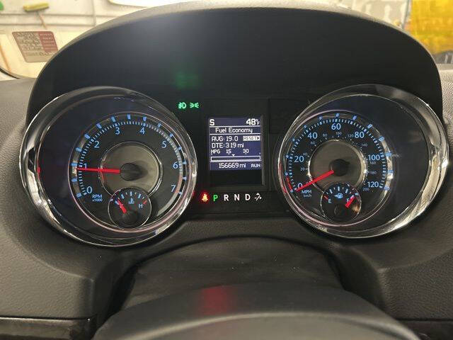 2016 Chrysler Town and Country Touring