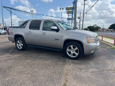 2009 Chevrolet Avalanche for sale at Tracy's Auto Sales in Waco TX