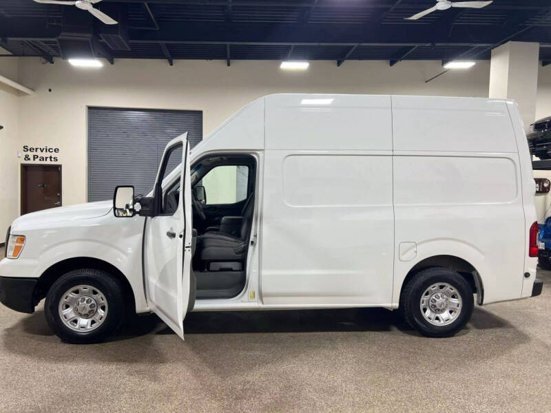 2017 Nissan NV