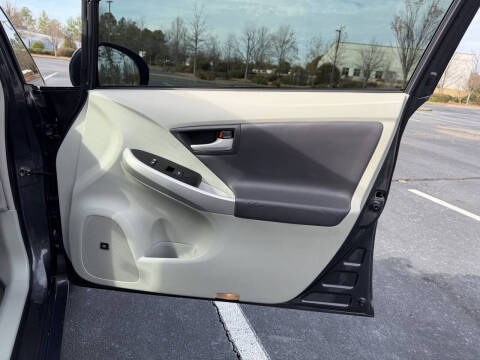 2011 Toyota Prius Three