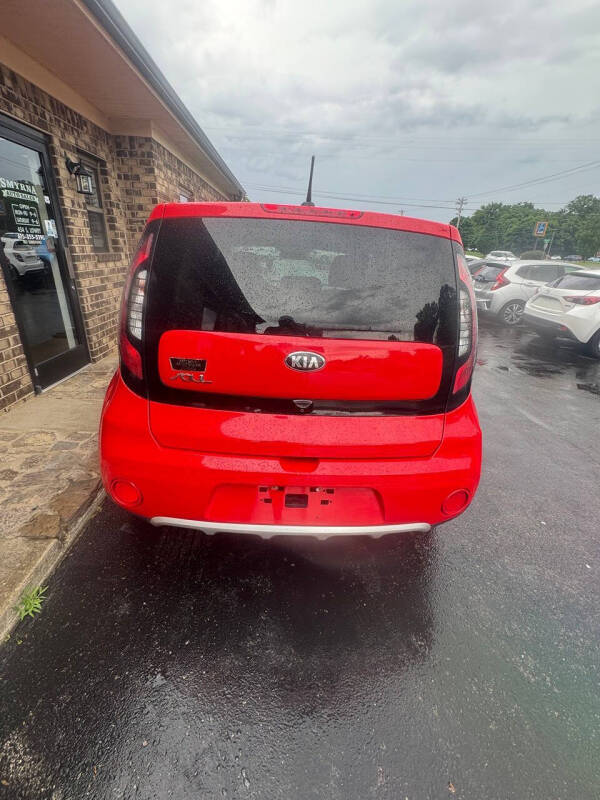 2017 Kia Soul +