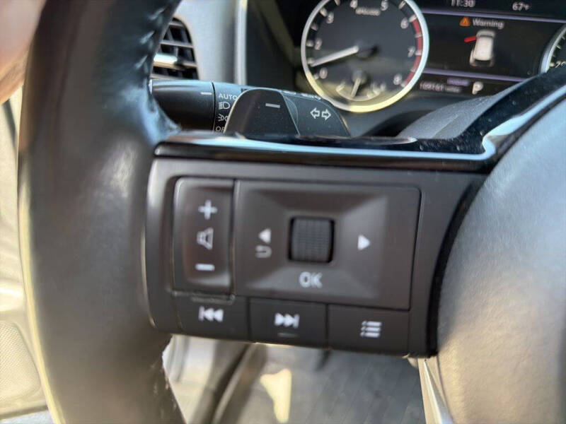 2021 Nissan Rogue SL