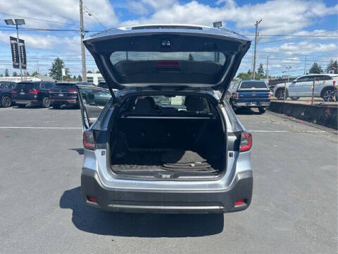 2023 Subaru Outback Premium