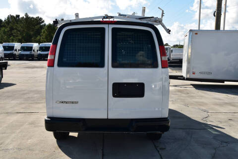 2017 Chevrolet Express 2500