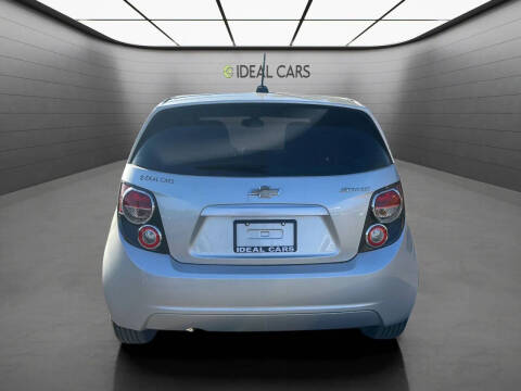 2016 Chevrolet Sonic LS Auto