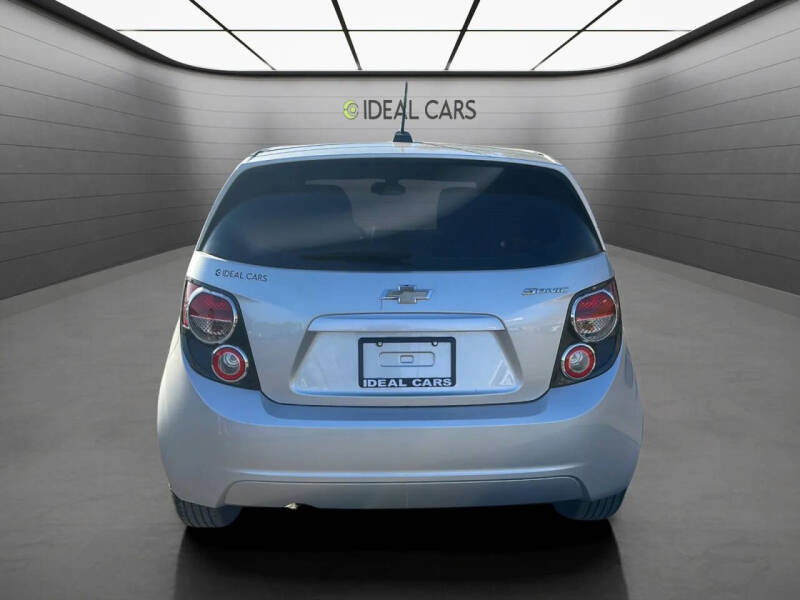 2016 Chevrolet Sonic LS Auto