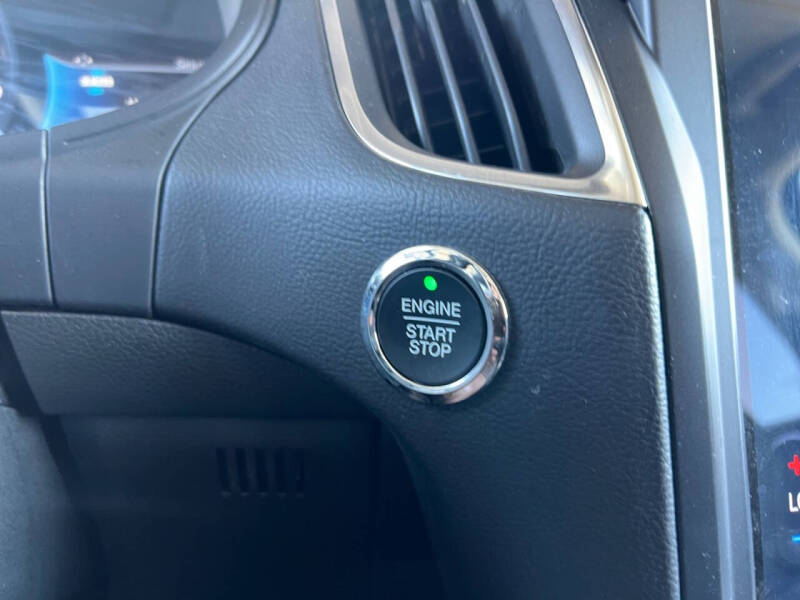 2024 Ford Edge Titanium