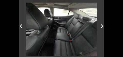 2017 Nissan Maxima Platinum