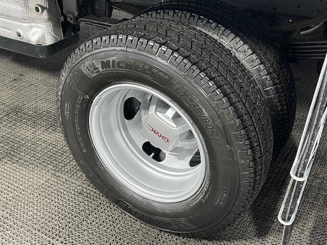 2026 GMC Sierra 3500HD CC Pro
