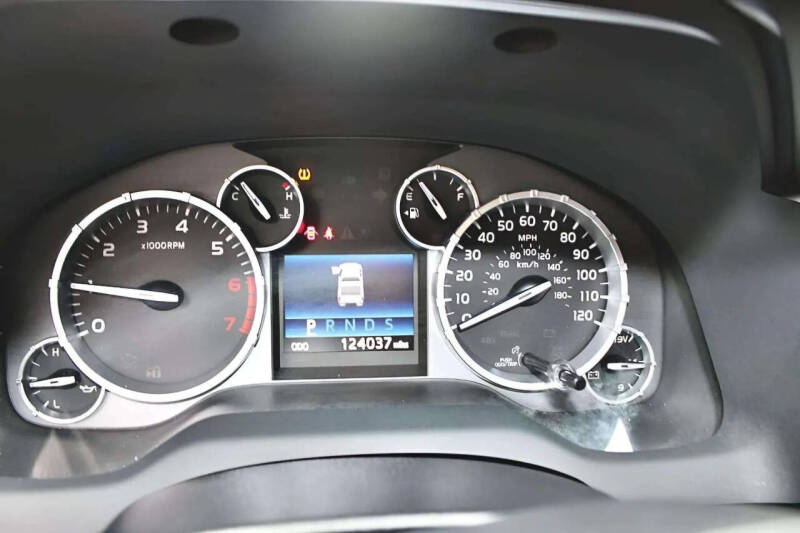 2014 Toyota Tundra SR5