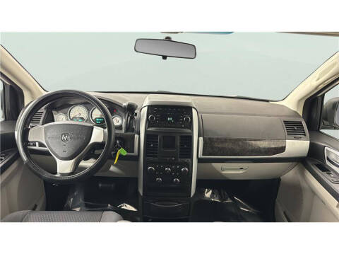 2010 Dodge Grand Caravan SXT