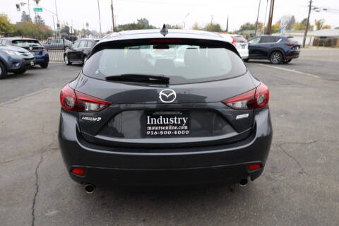 2016 Mazda MAZDA3 i Grand Touring