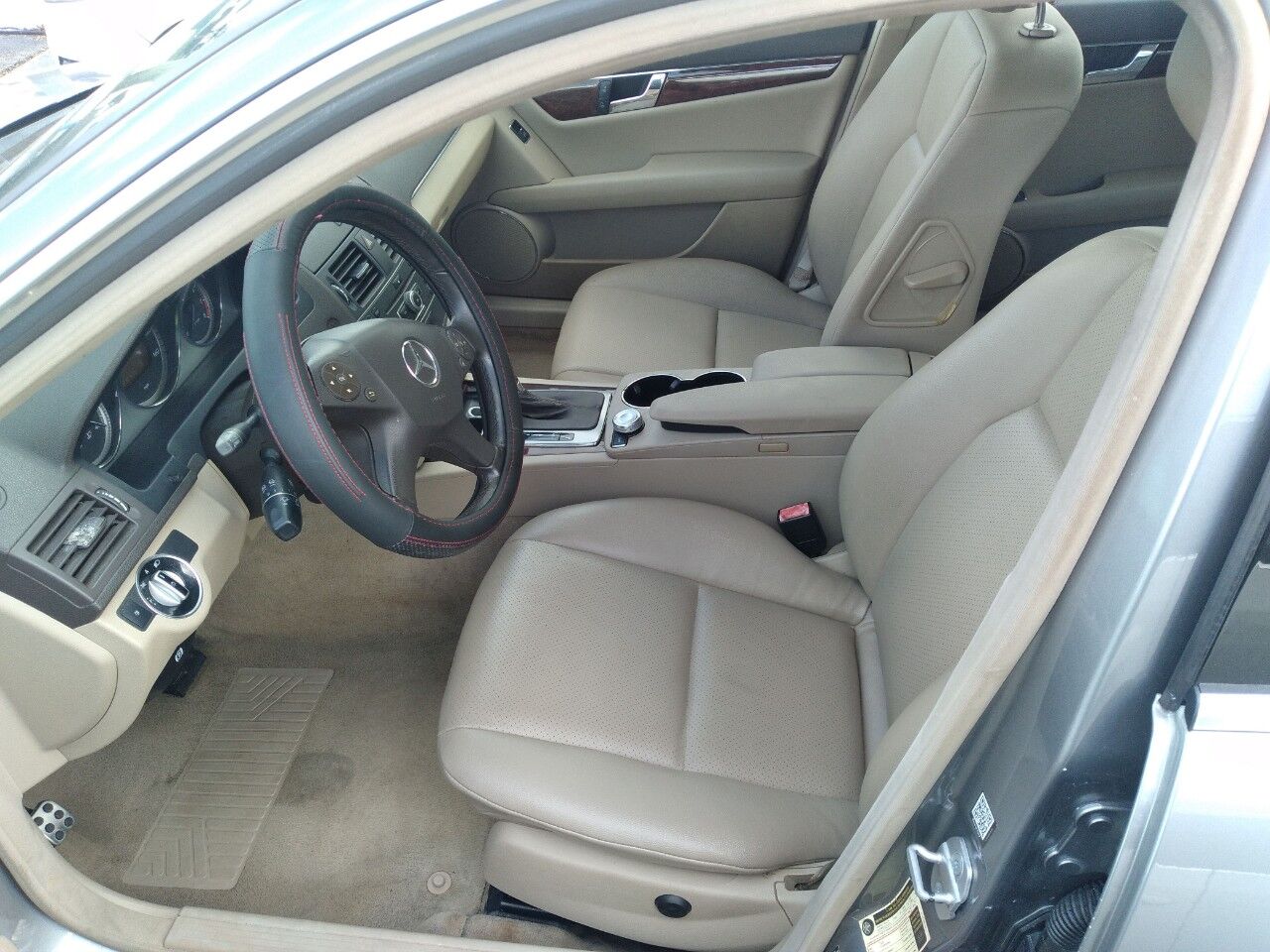 2011 MERCEDES-BENZ C-Class Sedan - $7,999
