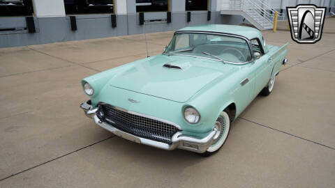 1957 Ford Thunderbird