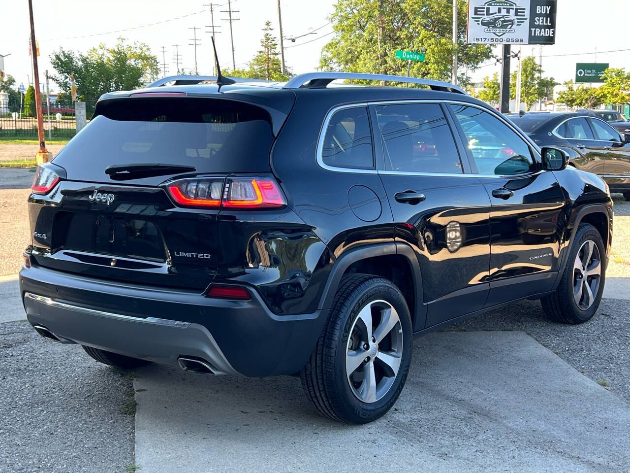 2020 Jeep Cherokee for sale at Spartan Elite Auto Group LLC in Lansing, MI