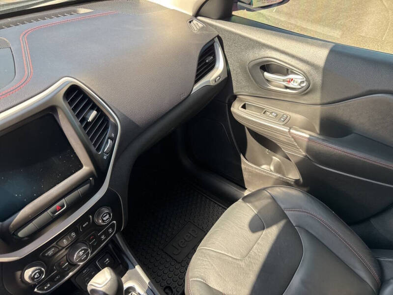 2015 Jeep Cherokee Trailhawk