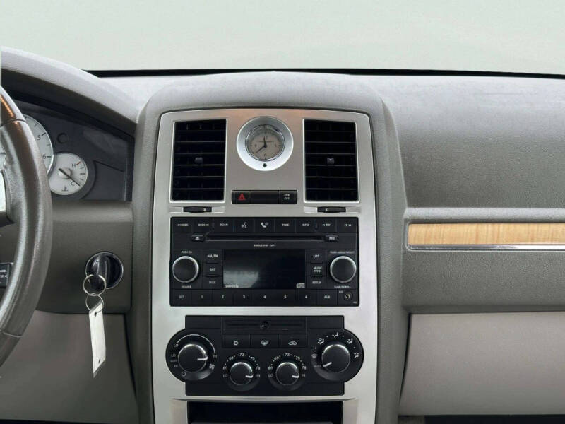 2008 Chrysler 300 Limited