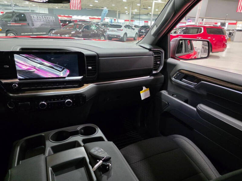 2026 GMC Sierra 1500 Elevation Standard