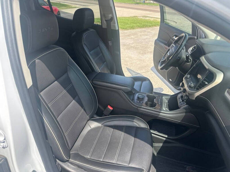 2021 GMC Acadia Denali