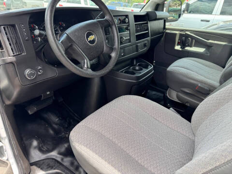 2016 Chevrolet Express 2500