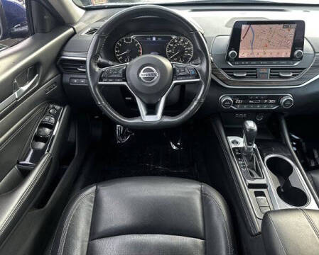 2022 Nissan Altima 2.5 Platinum