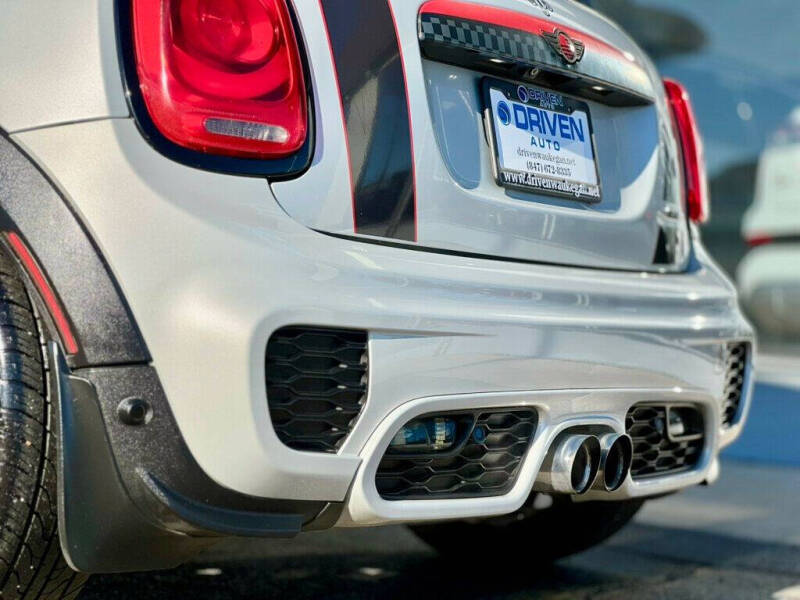 2017 MINI Hardtop 2 Door John Cooper Works