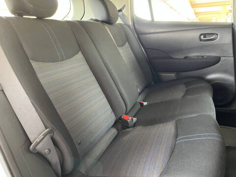 2019 Nissan LEAF S