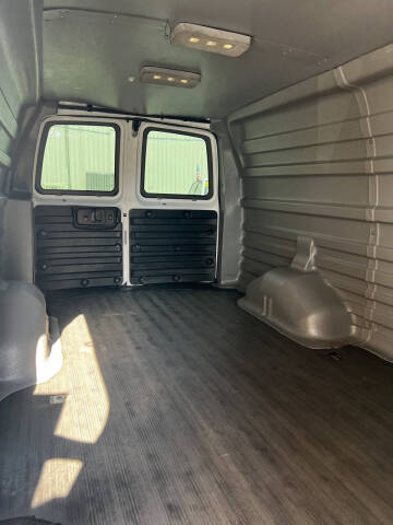 2021 Chevrolet Express 2500