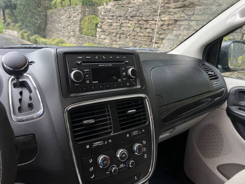 2013 Dodge Grand Caravan SE