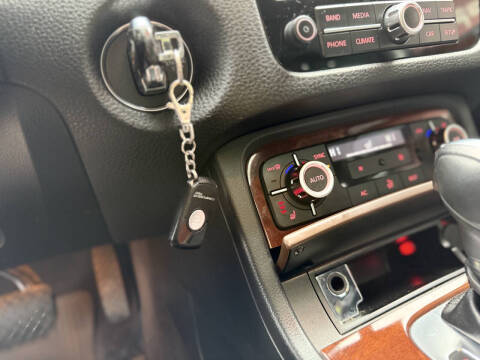 2012 Volkswagen Touareg TDI Lux