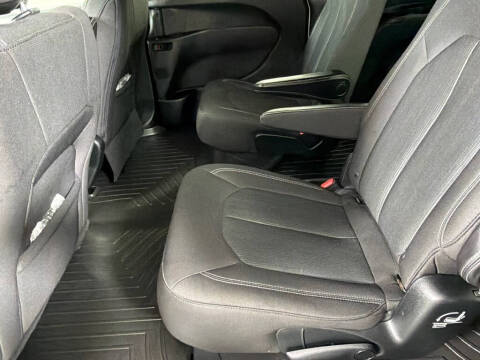 2018 Chrysler Pacifica Touring Plus