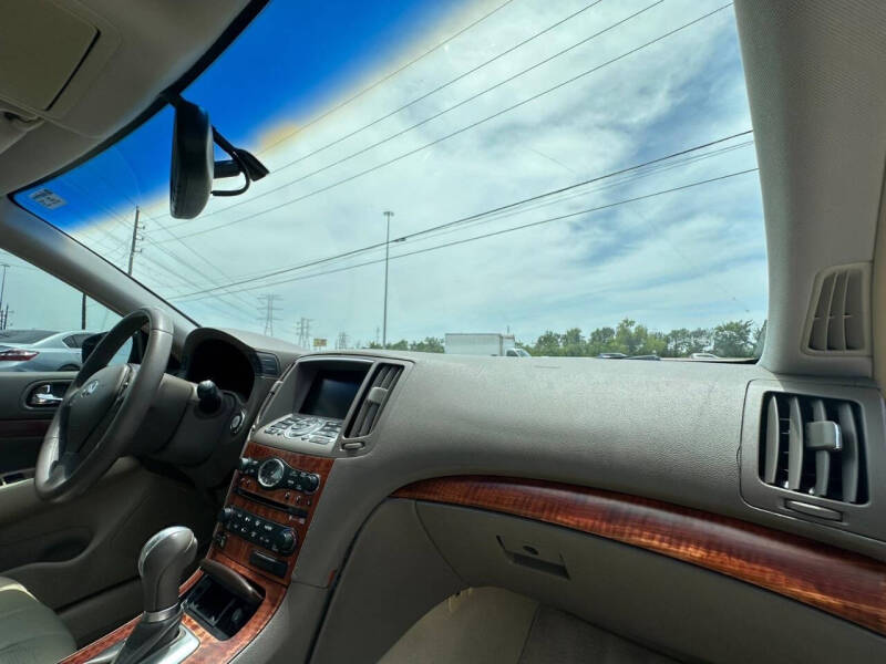 2009 Infiniti G37 Sedan Journey